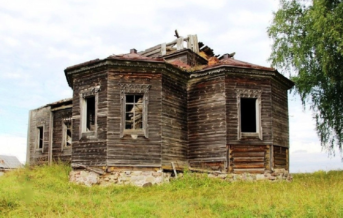 Курвошский Погост, Троицкая ц., 1902 г. (700x446, 344Kb)