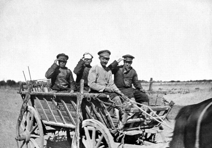 оссия  усские переселенцы в Туркестан, 1890 год (700x490, 219Kb)