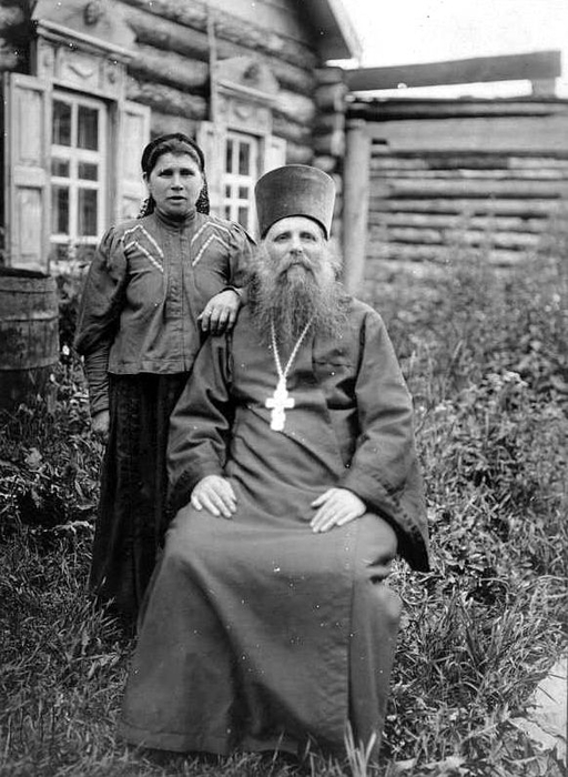  оссия Священник о. Михаил Прозоровский с женой, Туруханск 1905 год (512x700, 233Kb)
