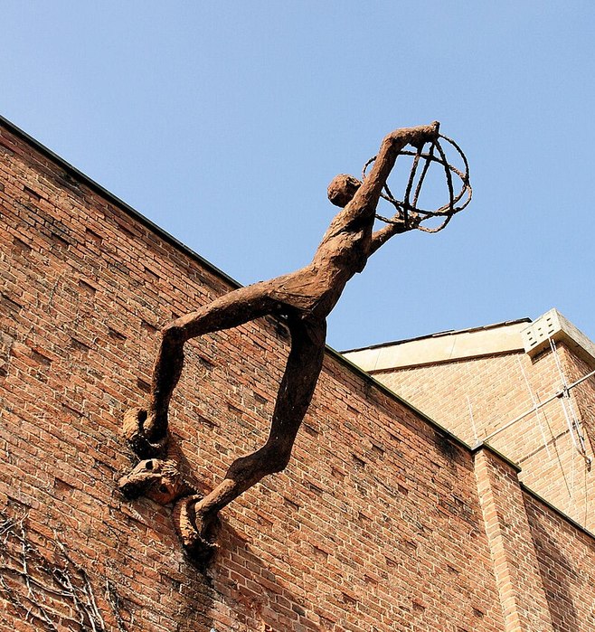 Laszlo_PeriSculpture_Exeter (658x700, 176Kb)
