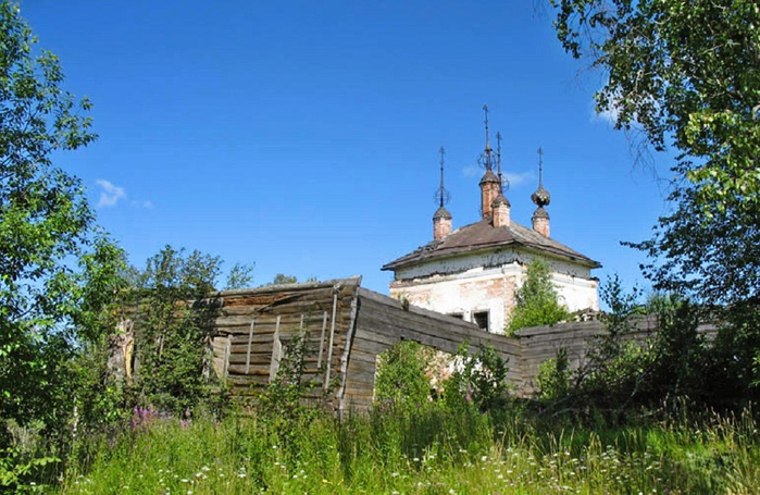 Мальгино. Церковь Николая Чудотворца, 1797 г. (700x455, 386Kb)