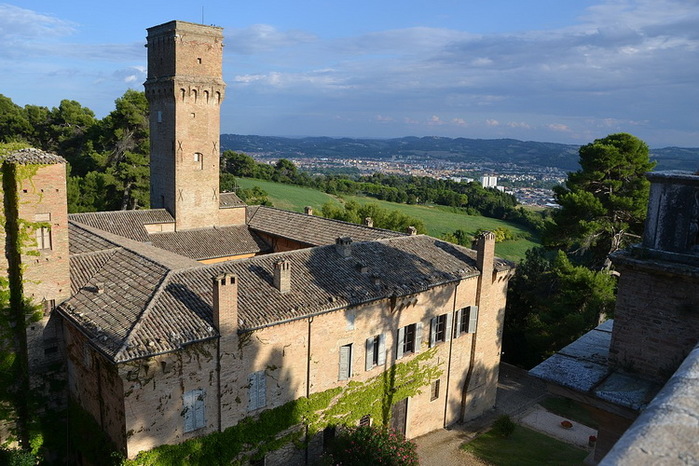Villa Imperiale of Pesaro (700x466, 146Kb)