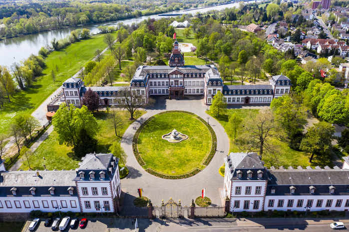 hanau-blick-auf-schloss-philippsruhe (900x666, 72Kb)