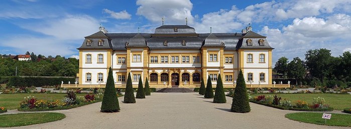 Schloss_Veitshöchheim,_3a (900x458, 56Kb)