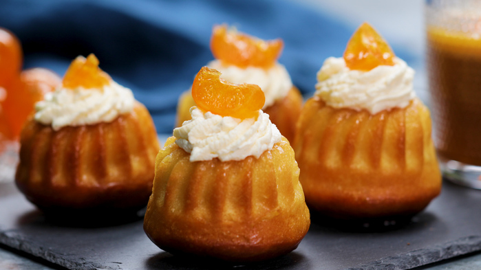 rum_baba_with_hot_buttered_rum_cocktail_l_still (700x393, 126Kb)
