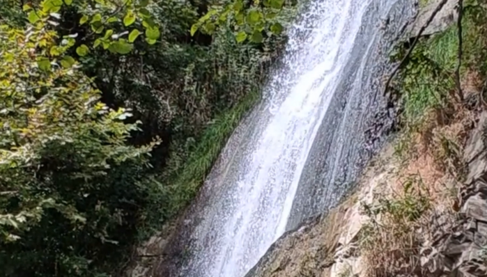 3634550_waterfalls_6_1_ (700x398, 579Kb)