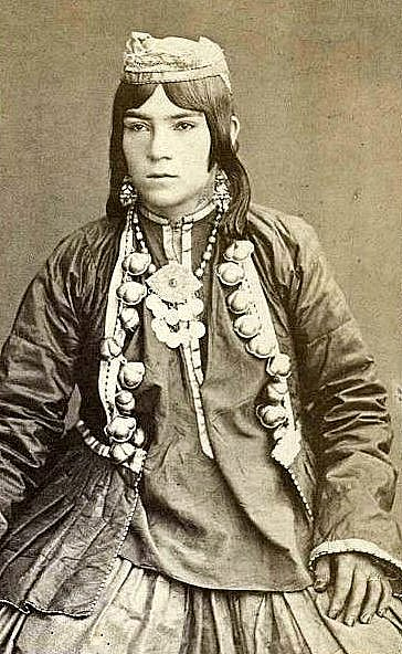 Р РѕСЃСЃРёСЏ РђР·РµСЂР±Р°Р№РґР¶Р°РЅРєР° РёР· РЁРµРјР°С…Р°, 1890 РіРѕРґ (364x592, 217Kb)