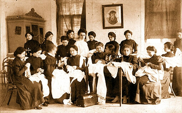 Р РѕСЃСЃРёСЏ РёРЅСЃС‚РёС‚СѓС‚РєРё Р·Р° СЂСѓРєРѕРґРµР»РёРµРј, 1895 РіРѕРґ (700x437, 404Kb)