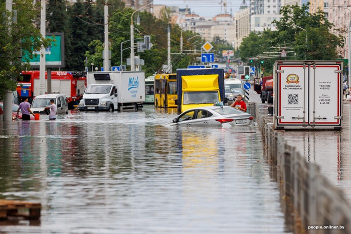 3109898_iul__minsk (700x466, 149Kb)