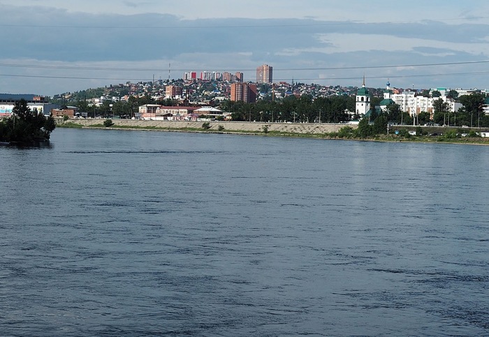 1648672314_19-vsegda-pomnim-com-p-reka-angara-irkutsk-foto-22 (700x483, 117Kb)
