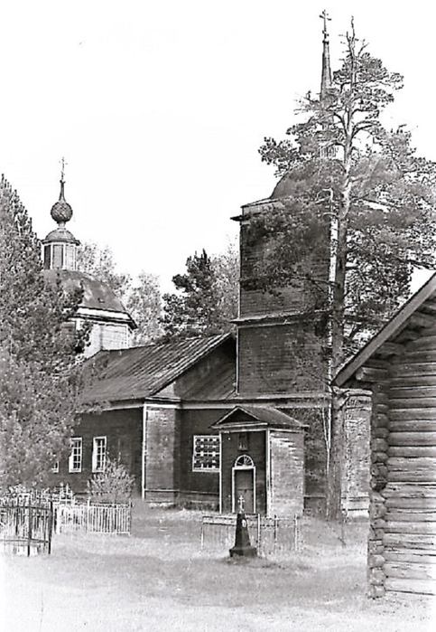 20 Шатур. Никольская церковь, 1833 г. (483x700, 249Kb)