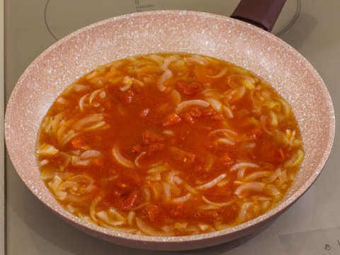 Жареная камбала под томатно-луковым соусом (3) (480x360, 154Kb)