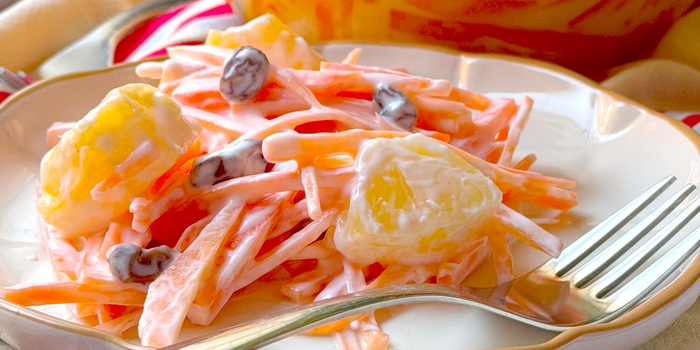Grandmas-Carrot-Raisin-Salad-Vertical_11 (700x350, 310Kb)