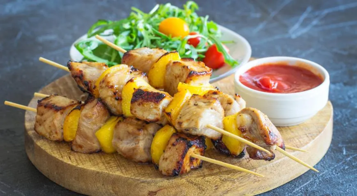 3085196_Screenshot_20250422_at_121850_Shashliki_iz_svinini_s_persikami_v_soyse_teriyaki_poshagovii_recept_s_foto_na_639_kkal (700x386, 466Kb)