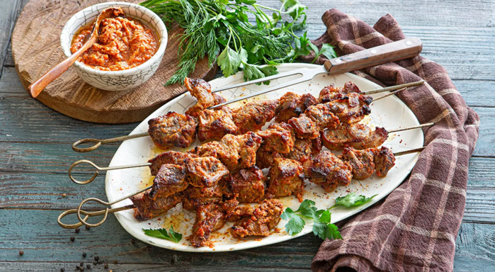 3085196_Screenshot_20250422_at_120237_Lychshii_marinad_dlya_shashlika_iz_svinini_toplist_ot_Gastronoma__chitat_na_Gastronom_ru_2_ (700x384, 675Kb)