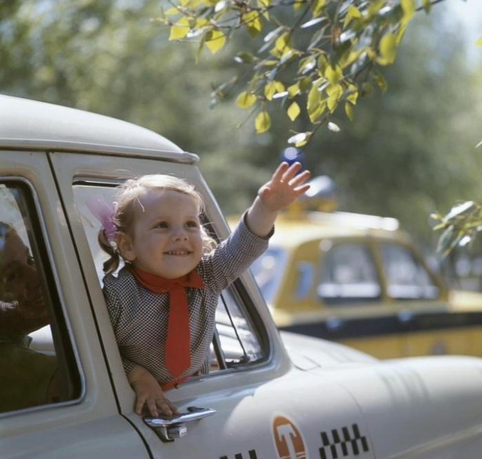 ссср Весна 1971 года, Москва (700x665, 362Kb)