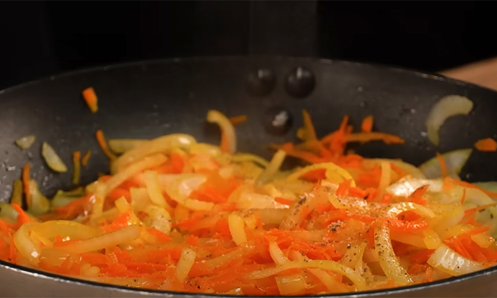 куриное мясо в бумажных мешочках- эффектное приготовление 3 (700x420, 237Kb)