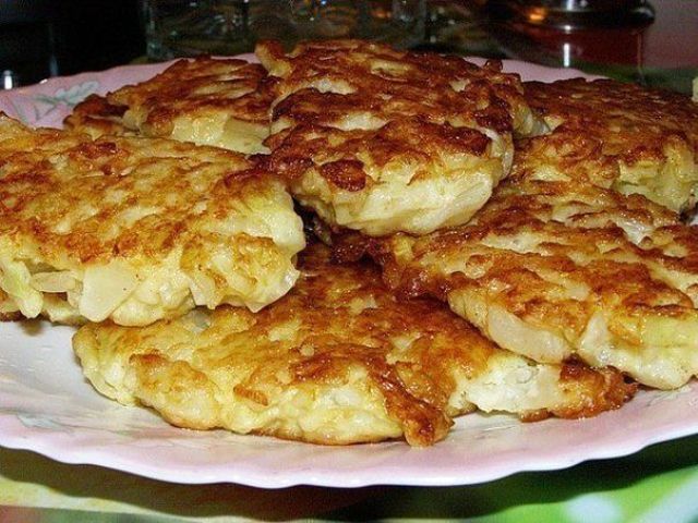 Kapustnyie-oladushki-na-kefire. (640x480, 72Kb)