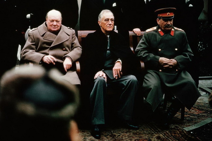           . ,  1945 (700x466, 83Kb)