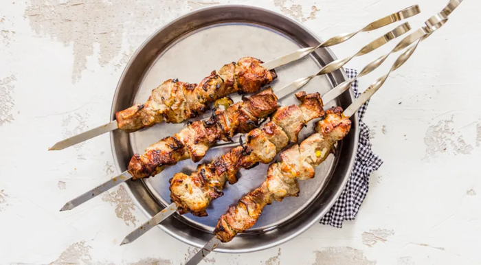3290568_Screenshot_20250510_at_085418_Shashlik_iz_svinini_s_vinnim_yksysom_poshagovii_recept_s_foto_na_447_kkal (700x386, 417Kb)