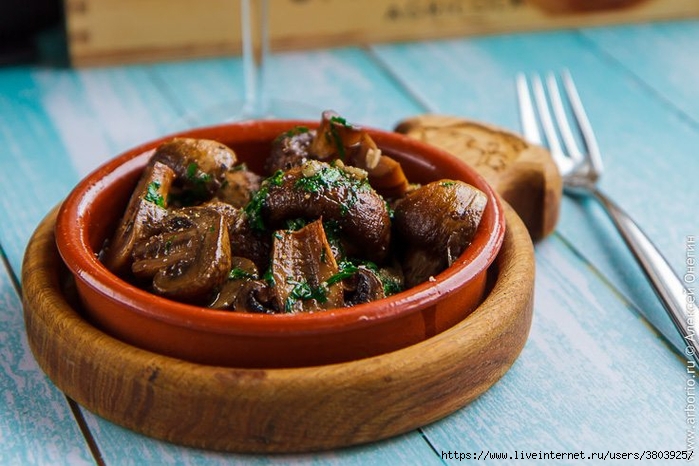 154357951_mushroomtapas2 (699x466, 244Kb)