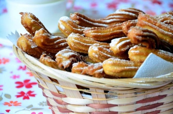 ispanskie-churros_1587022435_10_max (700x462, 53Kb)