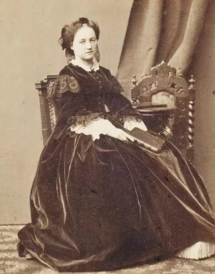 2025-06-02_21-53-57 (423x538, 488Kb)