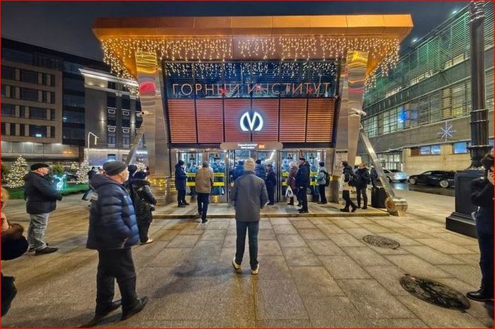 3109898_pb_metro_gornii (699x465, 79Kb)