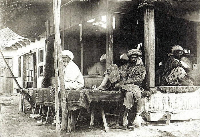  оссия В бухарской чайхоне, 1902 год (700x481, 414Kb)