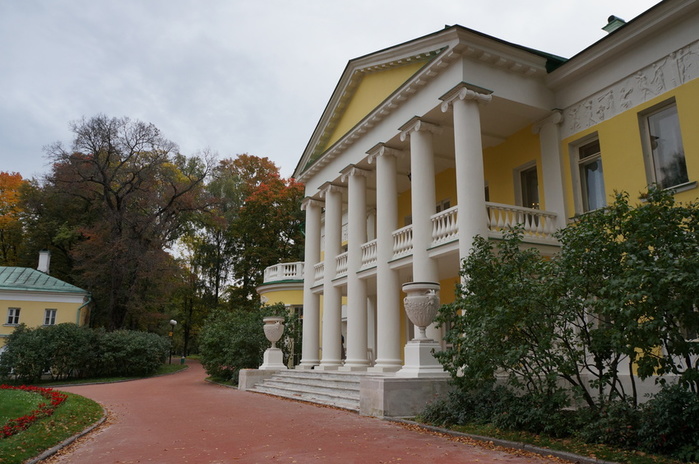 muzey-zapovednik-gorki-leninskie-765535 (700x464, 145Kb)