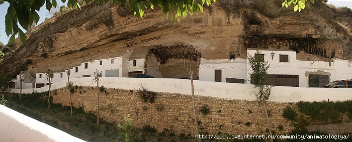 Setenil de las Bodegas