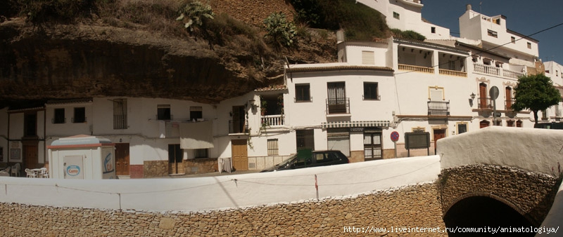 Setenil de las Bodegas