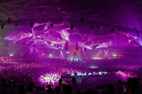 Sensation white 2024 в питере. Фестиваль сенсейшен 2022. Сенсейшен фестиваль Питер. Sensation White 2009. Сенсейшен 2022 Санкт Петербург.