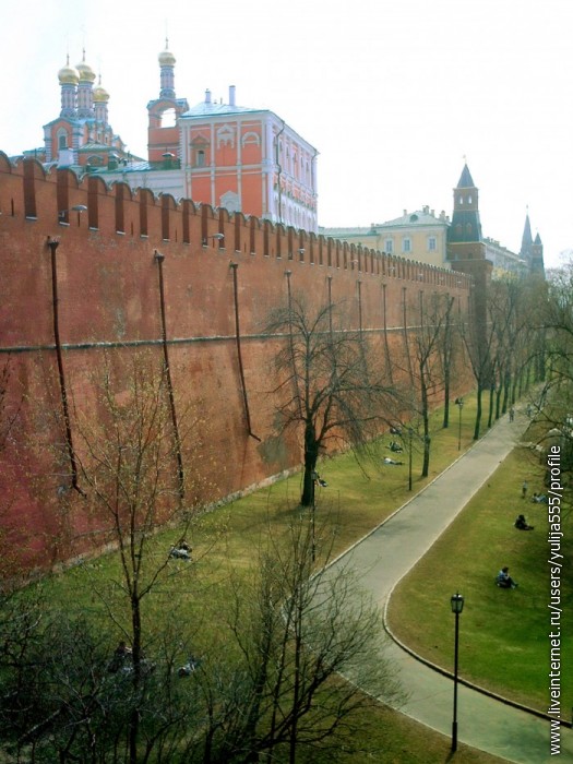 Фото кремлевской стены в москве