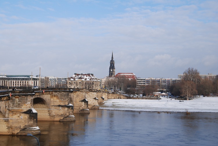 Мост через эльбу в дрездене