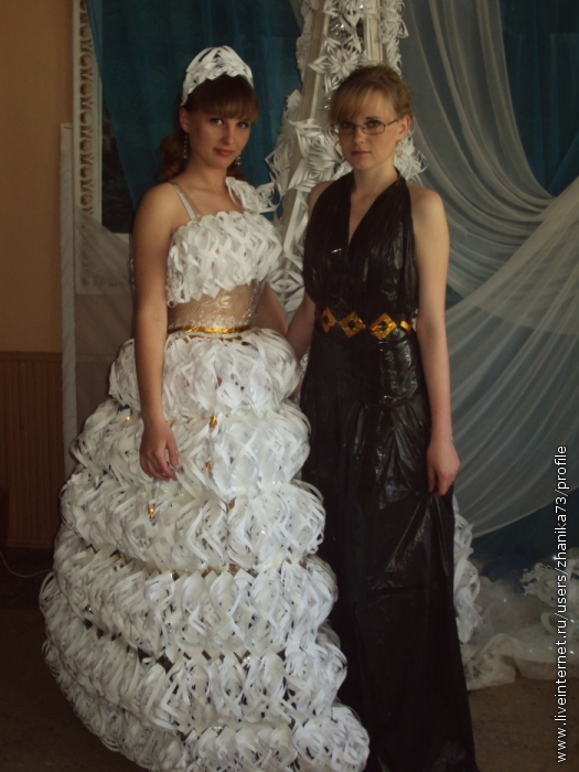 Платье из мусорных пакетов — оригинальное решение для карнавала